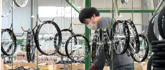 別急著擺攤！塑料行情異動(dòng)背后 中國(guó)自行車(chē)與電動(dòng)車(chē)全球搶購(gòu)潮催生新機(jī)遇